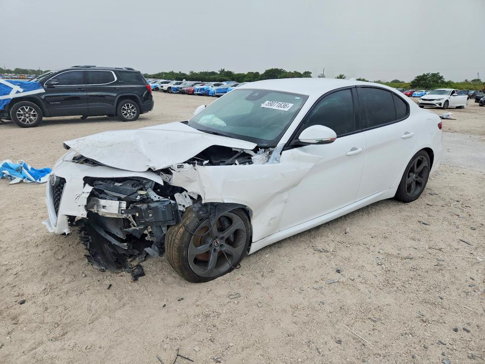 Продажа на аукционе авто 2017 Alfa Romeo Giulia, vin: ZARFAEBN3H7535619, номер лота: 59071636