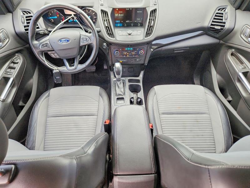 55000686 :رقم المزاد ، 1FMCU0GD8KUC26742 vin ، 2019 Ford Escape مزاد بيع