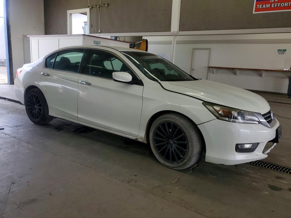 Продажа на аукционе авто 2014 Honda Accord, vin: 1HGCR2F57EA081003, номер лота: 58150246