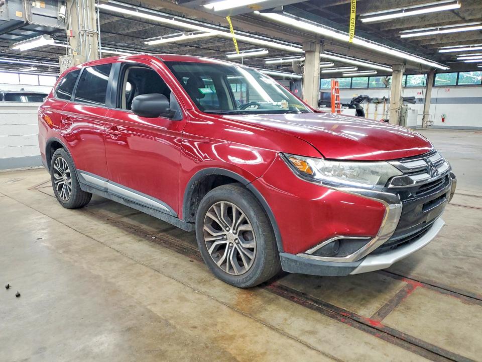 56949026 :رقم المزاد ، JA4AZ3A31JZ057013 vin ، 2018 Mitsubishi Outlander مزاد بيع