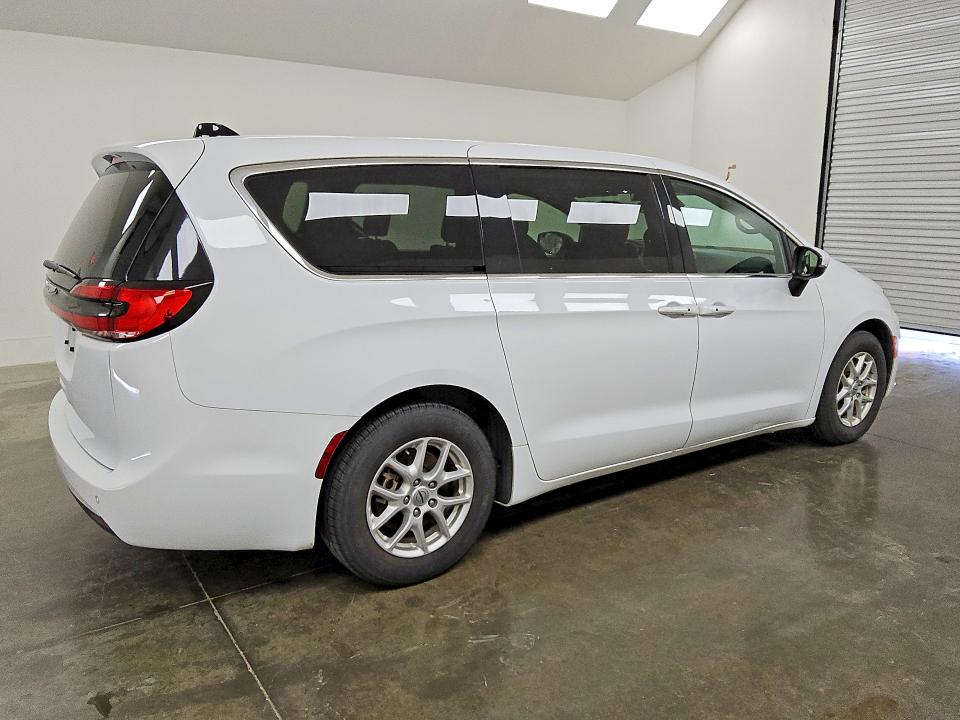 Продаж на аукціоні авто 2023 Chrysler Pacifica, vin: 2C4RC1FG9PR556610, номер лоту: 57423846