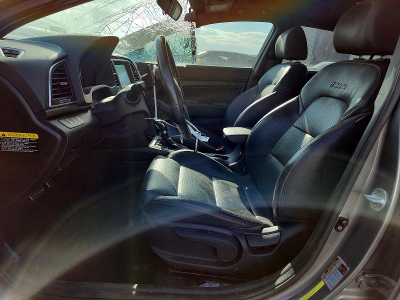 Продажа на аукционе авто 2018 Hyundai Elantra, vin: KMHD04LB4JU665219, номер лота: 57388966