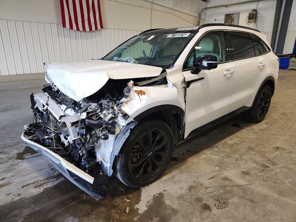57732016 :رقم المزاد ، 5XYRK4LF4NG144421 vin ، 2022 Kia Sorento مزاد بيع