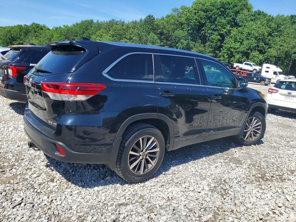 Продажа на аукционе авто 2019 Toyota Highlander, vin: 5TDJZRFH1KS580564, номер лота: 56893416