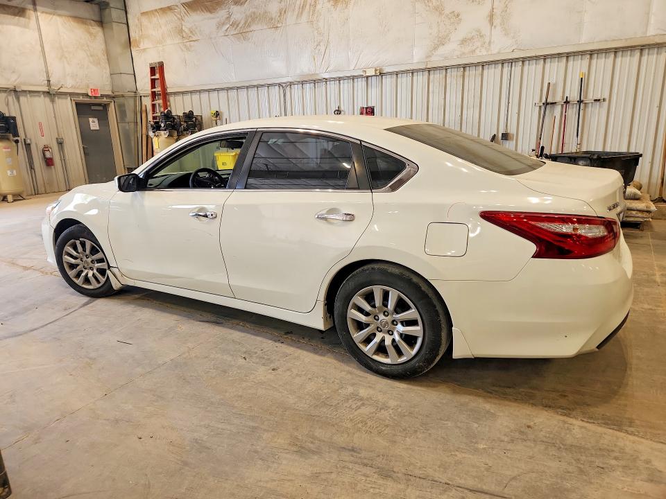 2017 Nissan Altima მანქანა იყიდება აუქციონზე, vin: 1N4AL3APXHC480993, აუქციონის ნომერი: 55735306