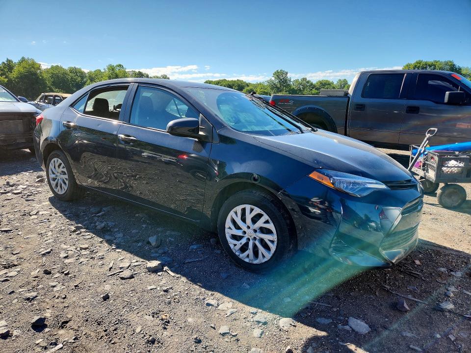 57834866 :رقم المزاد ، 2T1BURHE2HC959239 vin ، 2017 Toyota Corolla مزاد بيع