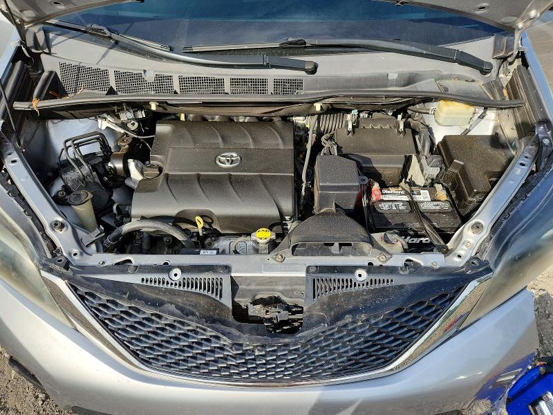 58777286 :رقم المزاد ، 5TDXK3DC2GS728019 vin ، 2016 Toyota Sienna مزاد بيع
