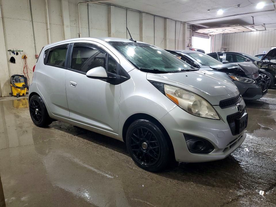 2014 Chevrolet Spark მანქანა იყიდება აუქციონზე, vin: KL8CB6S95EC470240, აუქციონის ნომერი: 57584186