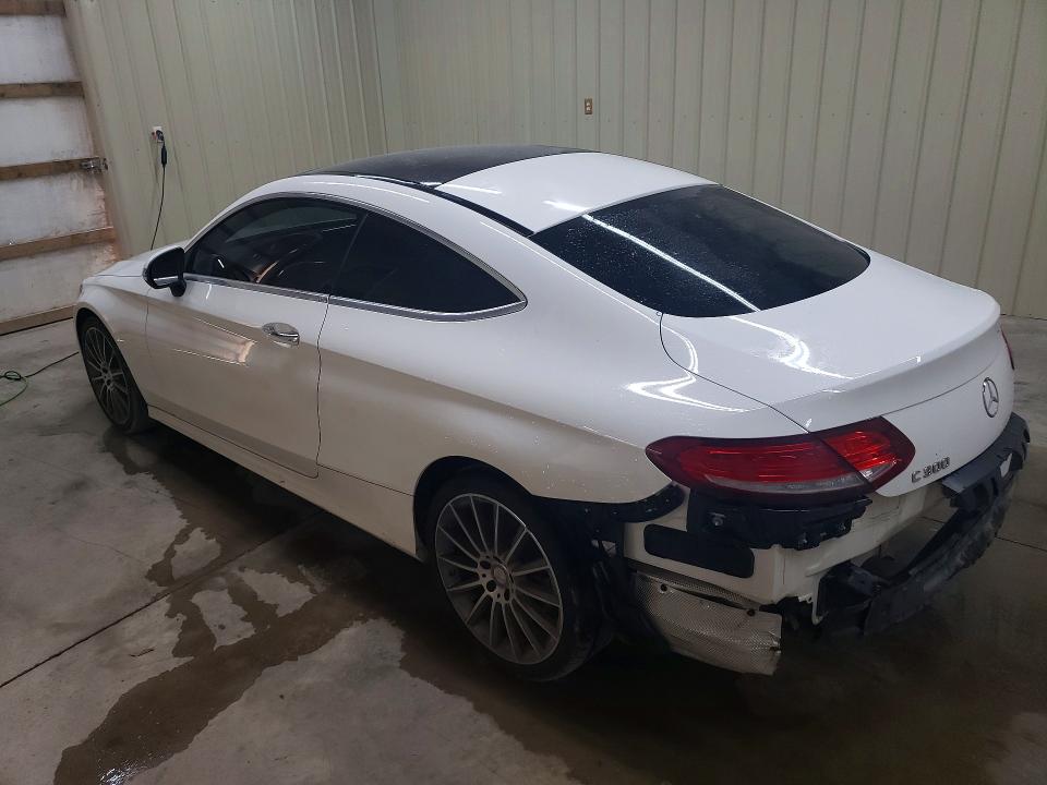 55750576 :رقم المزاد ، WDDWJ4JB3HF424513 vin ، 2017 Mercedes-benz C مزاد بيع