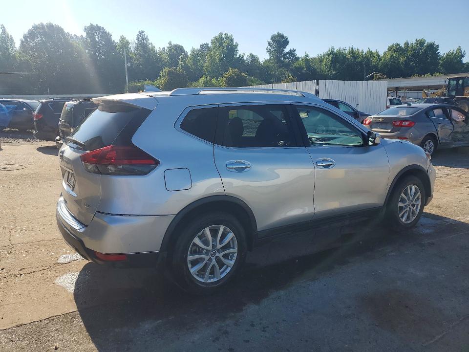 2017 Nissan Rogue მანქანა იყიდება აუქციონზე, vin: KNMAT2MT3HP609744, აუქციონის ნომერი: 56731736