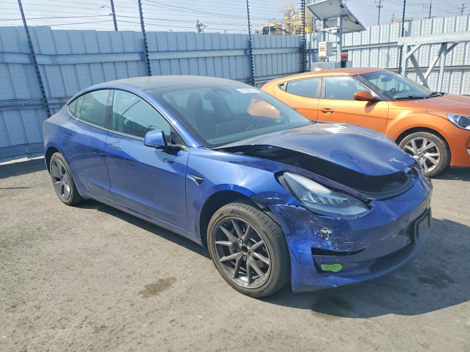 2022 Tesla Model 3 მანქანა იყიდება აუქციონზე, vin: 5YJ3E1EA2NF294922, აუქციონის ნომერი: 57363786