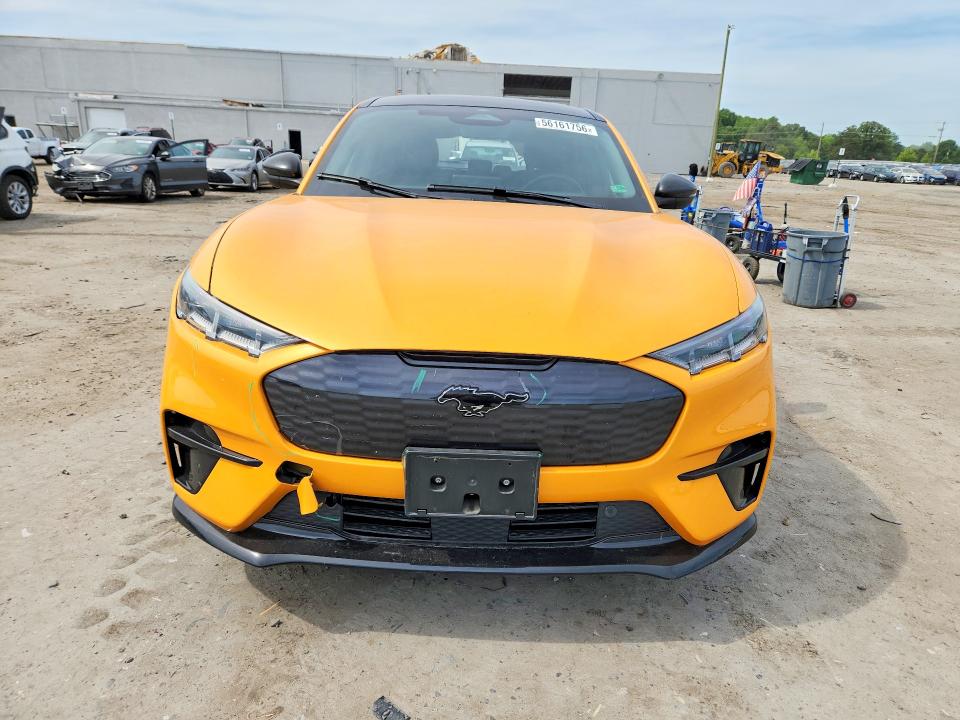 56161756 :رقم المزاد ، 3FMTK4SX2NMA04964 vin ، 2022 Ford Mustang Mach-e مزاد بيع