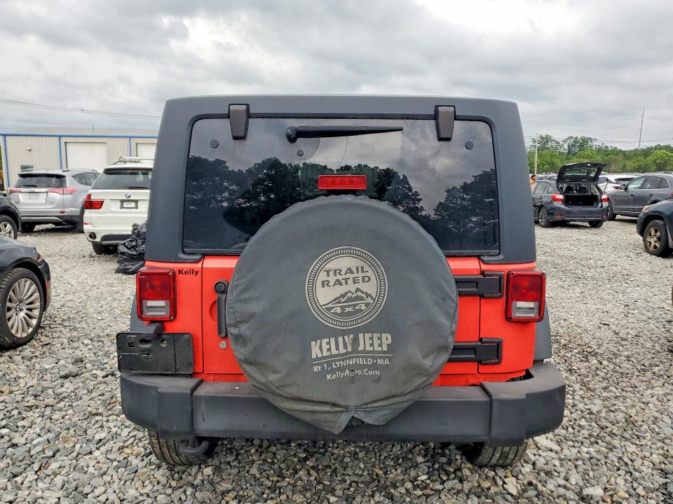 58133196 :رقم المزاد ، 1C4BJWDG5DL582536 vin ، 2013 Jeep Wrangler Unlimited مزاد بيع