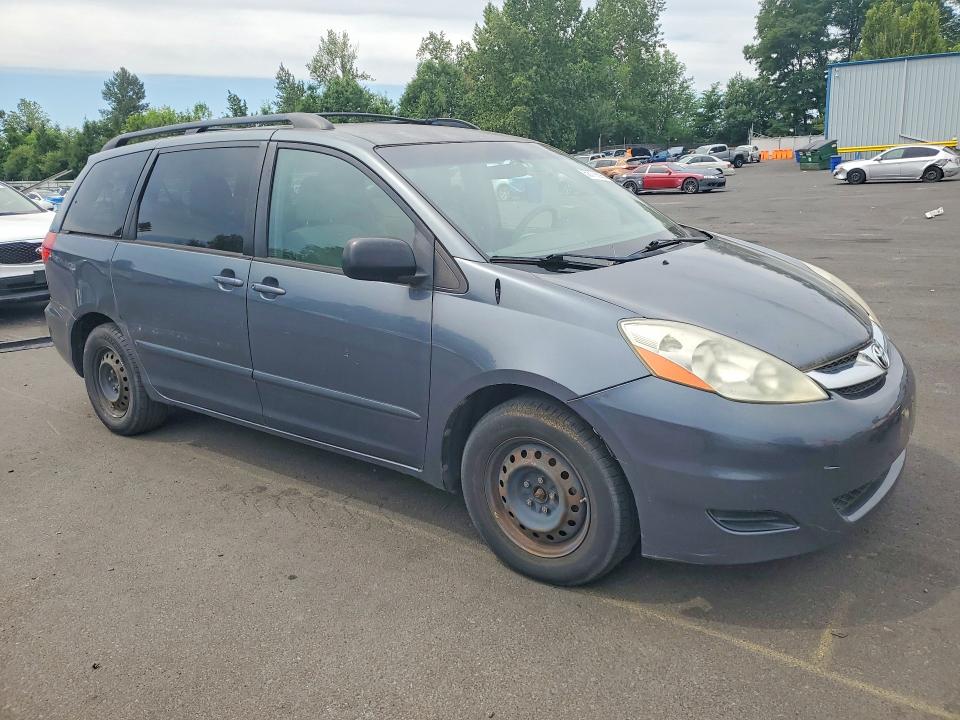 Продажа на аукционе авто 2010 Toyota Sienna, vin: 5TDKK4CC9AS305950, номер лота: 58778596
