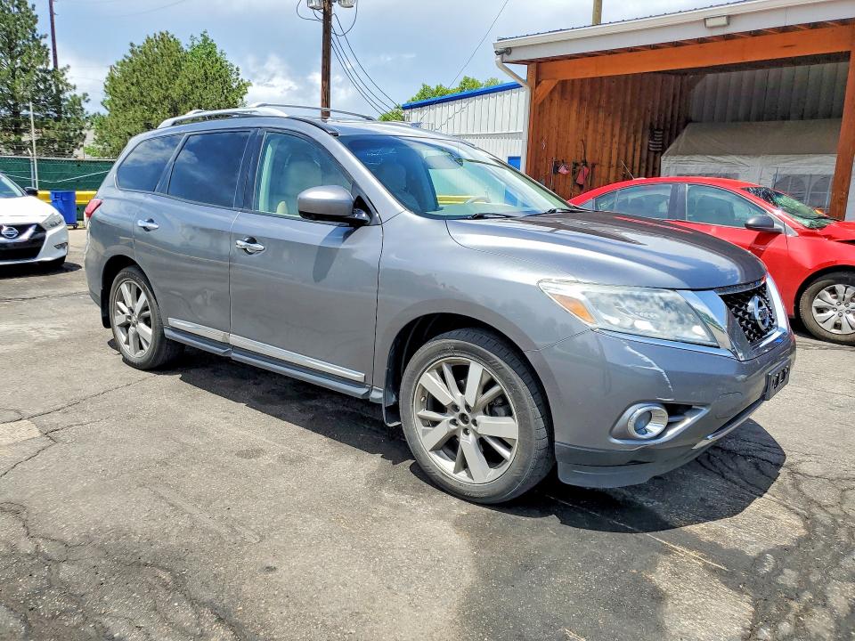 2015 Nissan Pathfinder მანქანა იყიდება აუქციონზე, vin: 5N1AR2MM2FC686533, აუქციონის ნომერი: 55434286