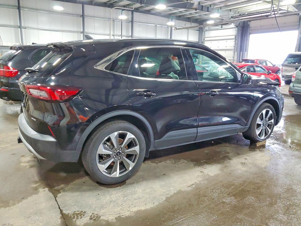 Продажа на аукционе авто 2023 Ford Escape, vin: 1FMCU9JA8PUB42589, номер лота: 56622646