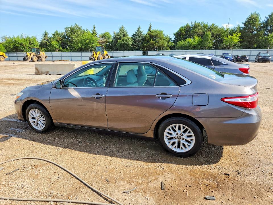 57755126 :رقم المزاد ، 4T1BF1FK1GU228772 vin ، 2016 Toyota Camry مزاد بيع