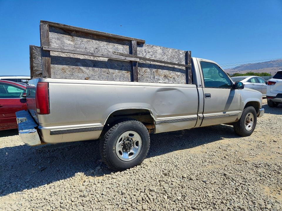 Продаж на аукціоні авто 2000 Gmc Sierra, vin: 1GTGC24J7YR155320, номер лоту: 58413376