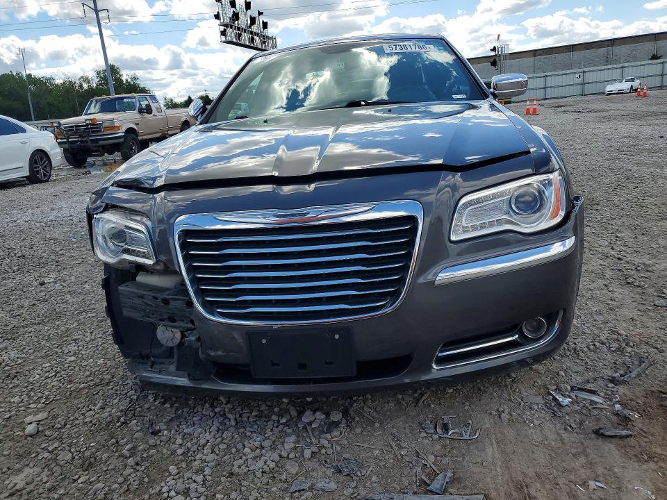 57381786 :رقم المزاد ، 2C3CCAKG8EH260285 vin ، 2014 Chrysler 300c مزاد بيع