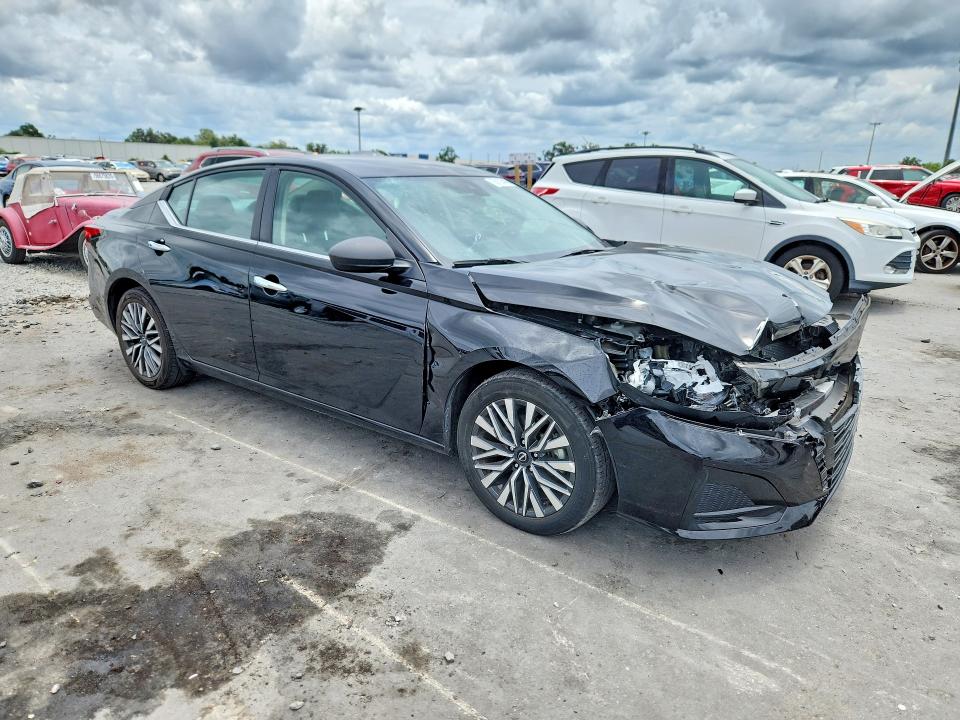 56126416 :رقم المزاد ، 1N4BL4DV6RN350784 vin ، 2024 Nissan Altima مزاد بيع