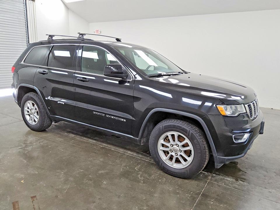 54338666 :رقم المزاد ، 1C4RJEAG1JC481549 vin ، 2018 Jeep Grand Cherokee مزاد بيع