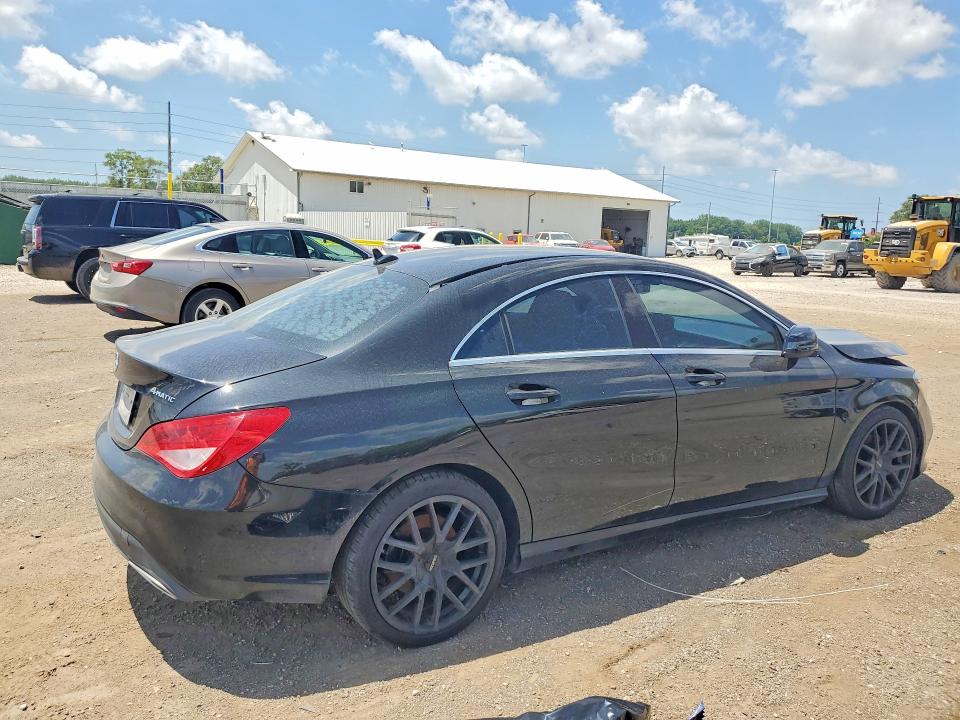 54560356 :رقم المزاد ، WDDSJ4GB0JN554363 vin ، 2018 Mercedes-benz Cla مزاد بيع