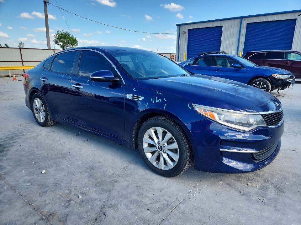 Продажа на аукционе авто 2017 Kia Optima, vin: 5XXGT4L35HG123404, номер лота: 56734596