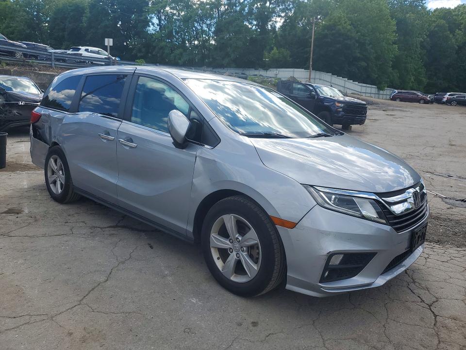 57892826 :رقم المزاد ، 5FNRL6H74KB122383 vin ، 2019 Honda Odyssey مزاد بيع