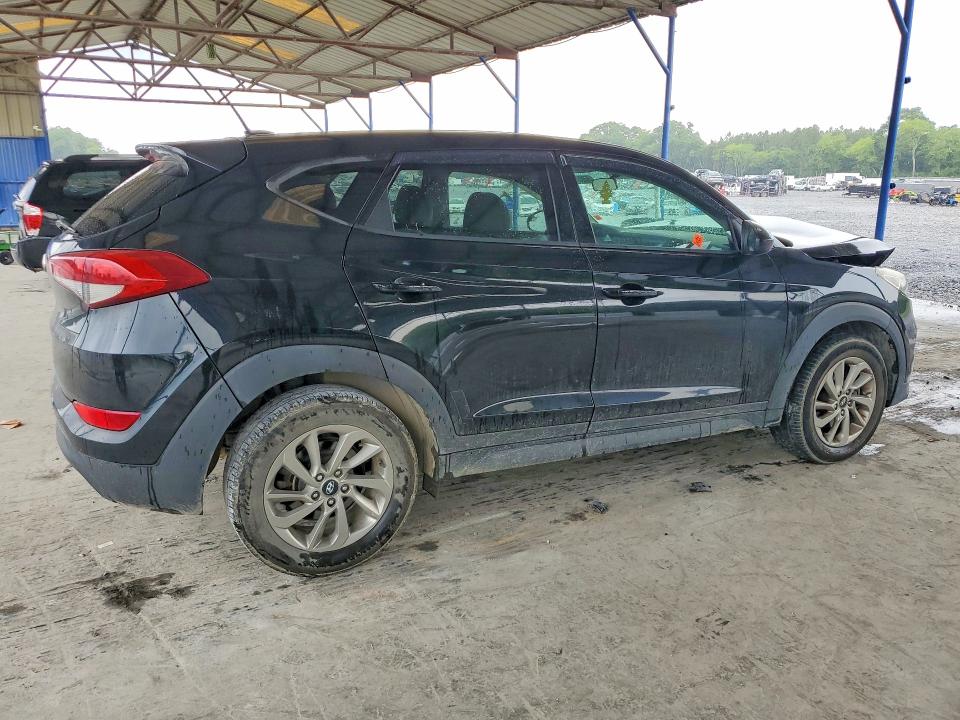2017 Hyundai Tucson მანქანა იყიდება აუქციონზე, vin: KM8J23A44HU555292, აუქციონის ნომერი: 56237556