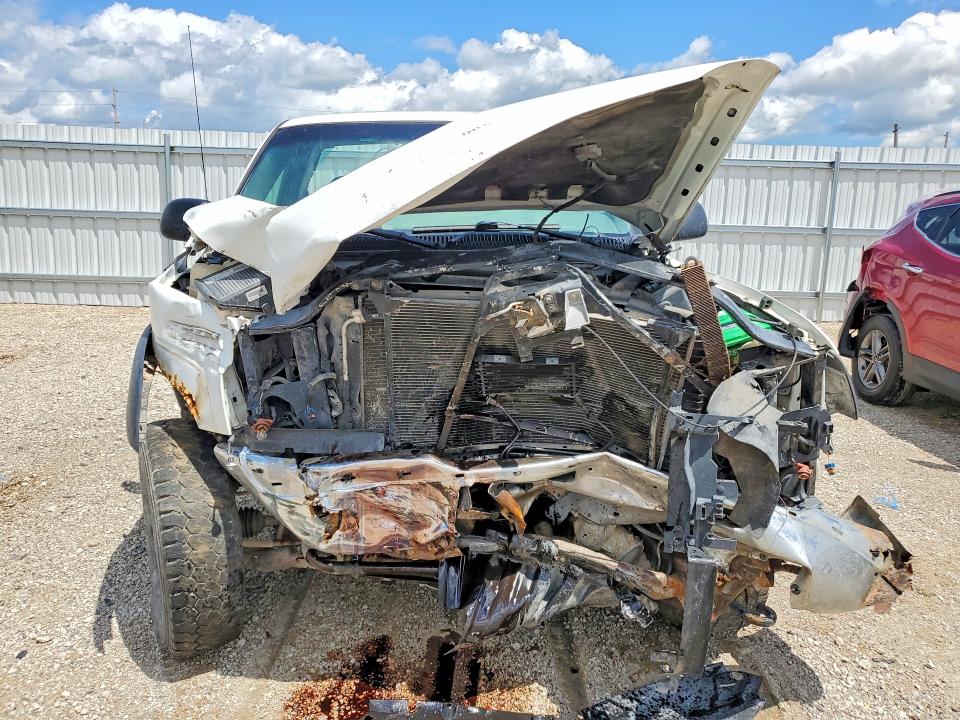 57778786 :رقم المزاد ، 1GTHK24U22E218274 vin ، 2002 Gmc Sierra مزاد بيع