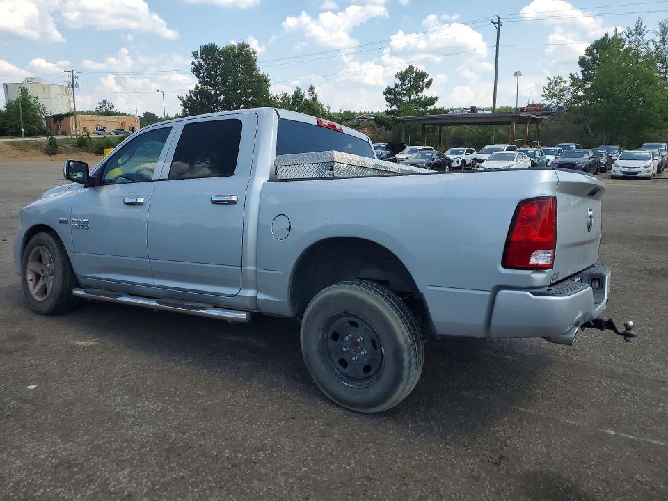 57327686 :رقم المزاد ، 3C6RR6KT6JG143322 vin ، 2018 Ram 1500 مزاد بيع