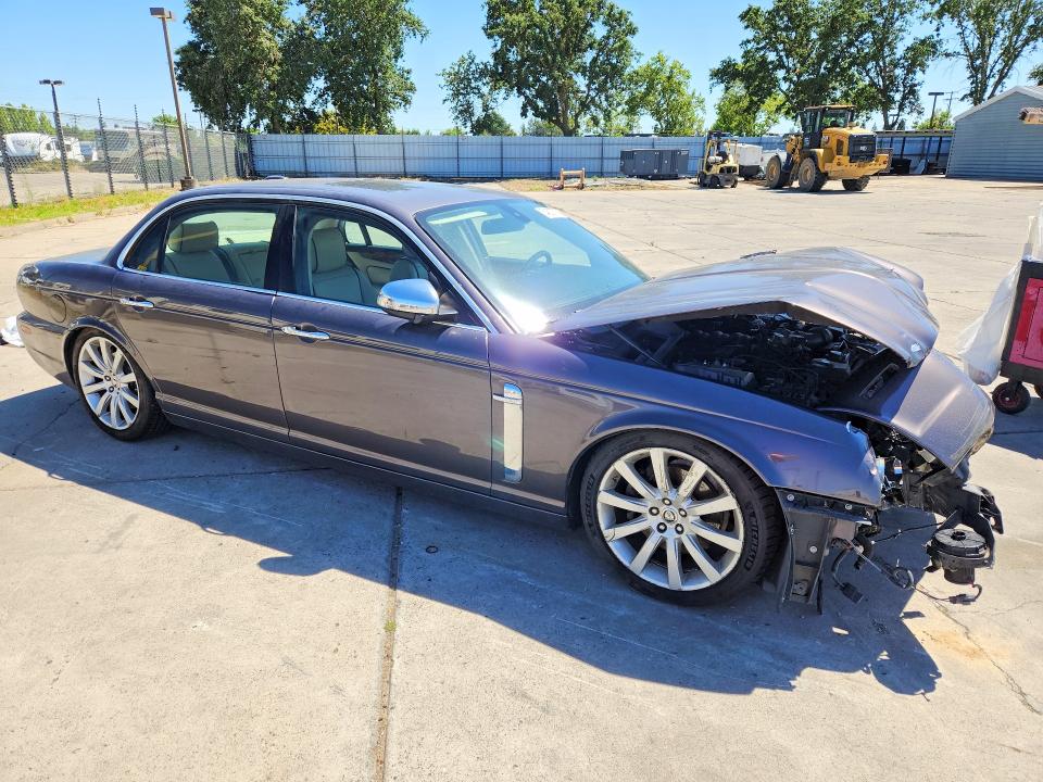 Продажа на аукционе авто 2008 Jaguar Xj, vin: SAJWA82B08SH20620, номер лота: 54527776