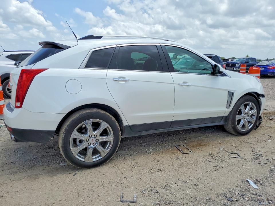 58234306 :رقم المزاد ، 3GYFNBE39ES676872 vin ، 2014 Cadillac Srx مزاد بيع