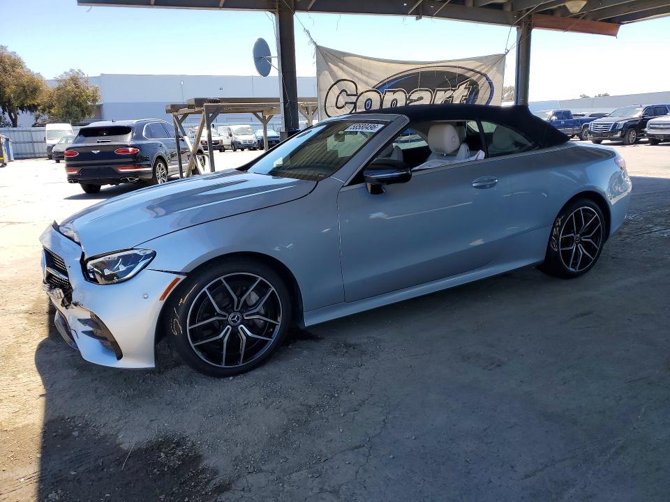 58580496 :رقم المزاد ، W1K1K5JBXMF169771 vin ، 2021 Mercedes-benz E مزاد بيع