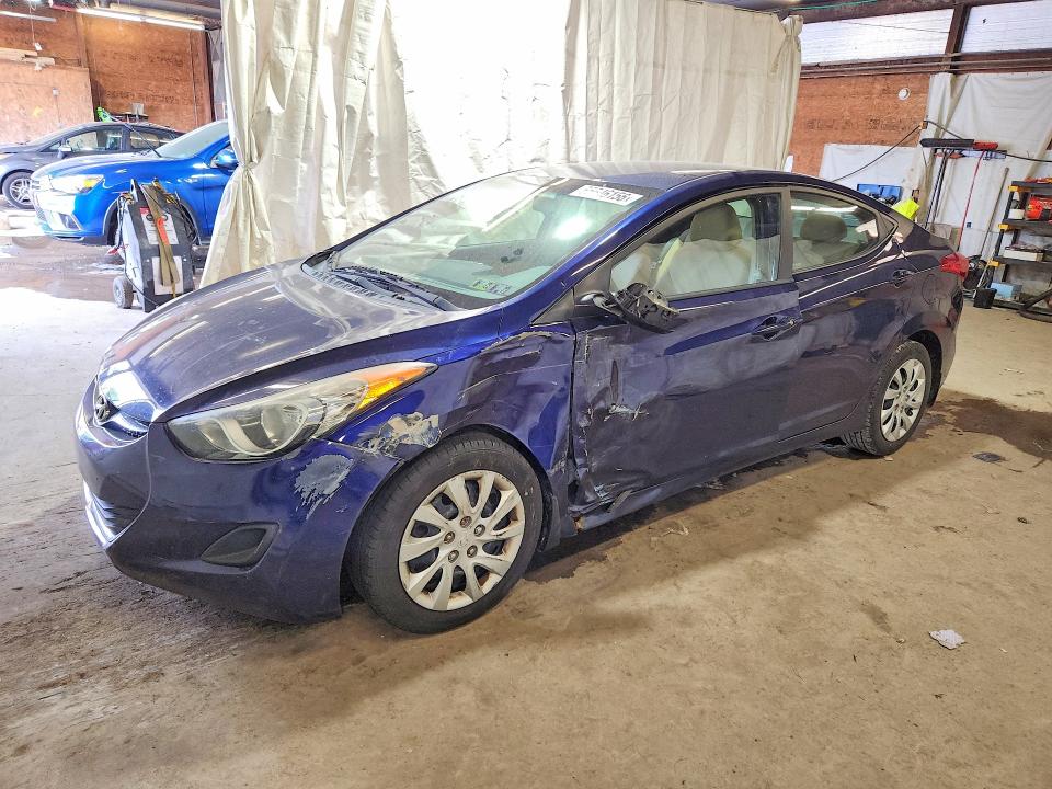 2013 Hyundai Elantra მანქანა იყიდება აუქციონზე, vin: 5NPDH4AE5DH194884, აუქციონის ნომერი: 55546156