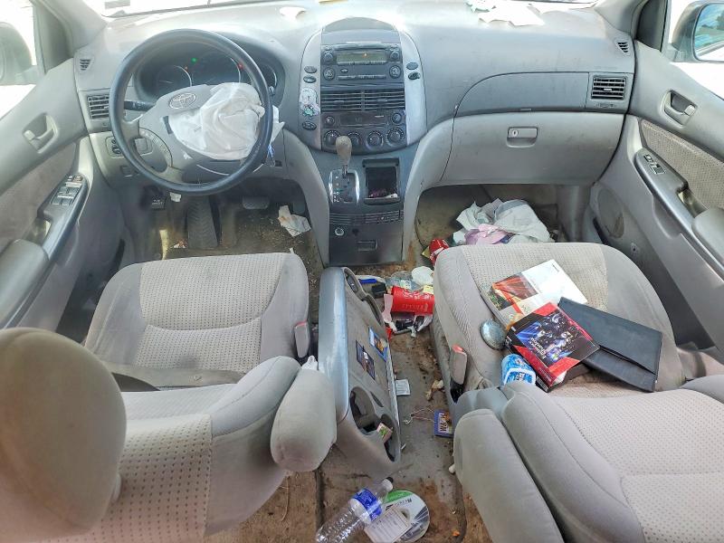Продажа на аукционе авто 2010 Toyota Sienna, vin: 5TDKK4CC2AS303747, номер лота: 57189836