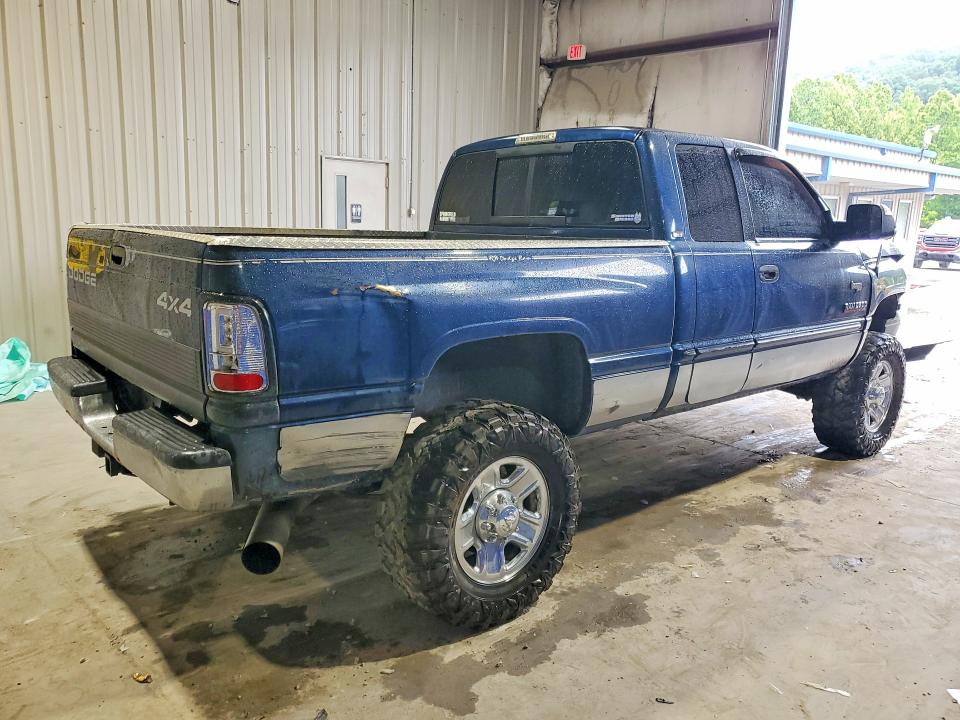 55676126 :رقم المزاد ، 1B7KF23671J291661 vin ، 2001 Dodge Ram 2500 مزاد بيع