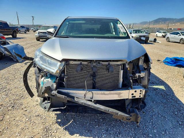 2018 Toyota Highlander მანქანა იყიდება აუქციონზე, vin: 5TDBZRFH1JS906110, აუქციონის ნომერი: 57949116
