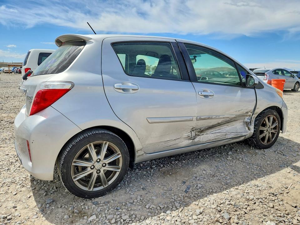 2013 Toyota Yaris მანქანა იყიდება აუქციონზე, vin: JTDKTUD36DD542293, აუქციონის ნომერი: 59277446