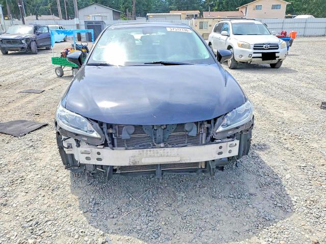 57572136 :رقم المزاد ، JTHKD5BH9B2028947 vin ، 2011 Lexus Ct مزاد بيع
