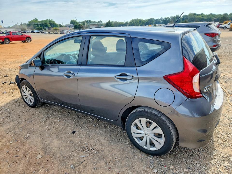 56258116 :رقم المزاد ، 3N1CE2CP0JL352232 vin ، 2018 Nissan Versa Note مزاد بيع