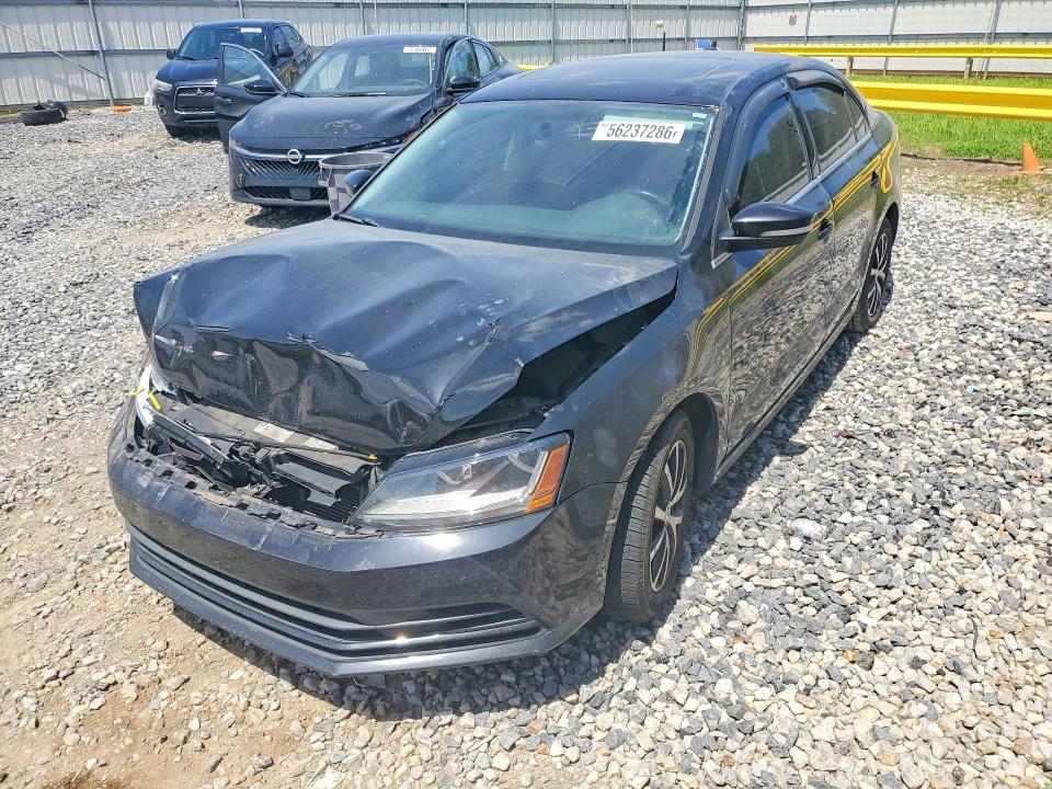 56237286 :رقم المزاد ، 3VWDB7AJ2HM347704 vin ، 2017 Volkswagen Jetta مزاد بيع
