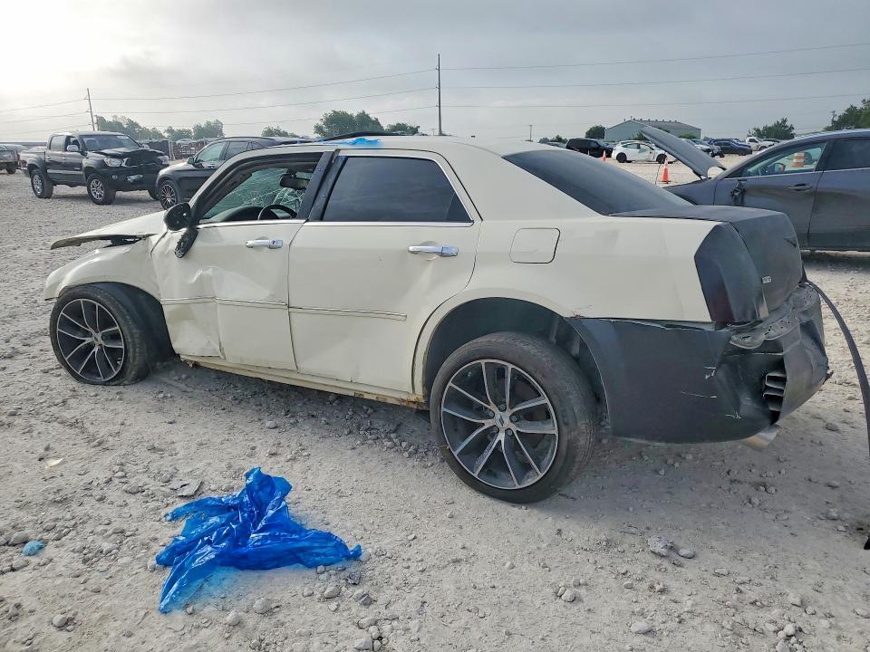 Auction sale of the 2006 Chrysler 300c, vin: 2C3KK63H16H261878, lot number: 55607276
