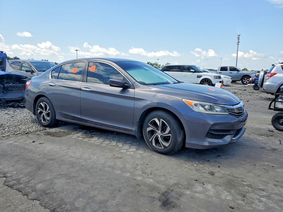 Продажа на аукционе авто 2017 Honda Accord, vin: 1HGCR2F3XHA257030, номер лота: 58523566