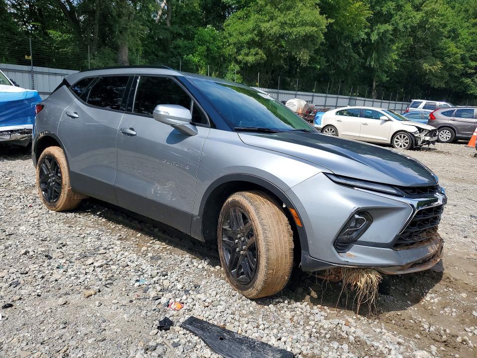 2024 Chevrolet Blazer მანქანა იყიდება აუქციონზე, vin: 3GNKBDR41RS182529, აუქციონის ნომერი: 56818506