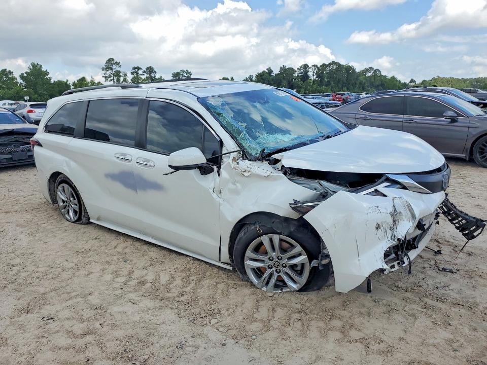 Продажа на аукционе авто 2022 Toyota Sienna, vin: 5TDJSKFC2NS046655, номер лота: 56817406