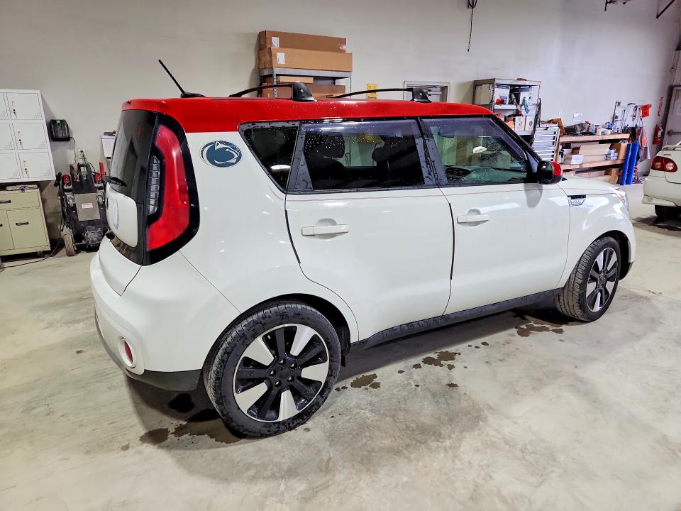 56999546 :رقم المزاد ، KNDJP3A55H7489350 vin ، 2017 Kia Soul مزاد بيع