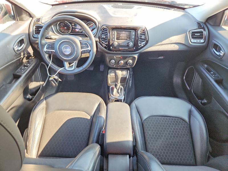 58977976 :رقم المزاد ، 3C4NJCBB6JT300357 vin ، 2018 Jeep Compass مزاد بيع