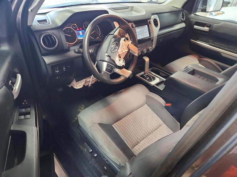 56710886 :رقم المزاد ، 5TFUW5F1XHX587985 vin ، 2017 Toyota Tundra مزاد بيع