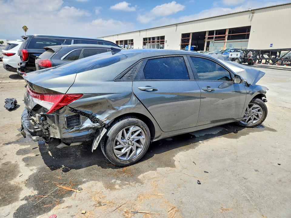2024 Hyundai Elantra მანქანა იყიდება აუქციონზე, vin: KMHLM4DJ9RU096966, აუქციონის ნომერი: 58121826